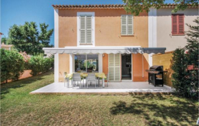 Holiday home Roquebrune sur Argens QR-1445